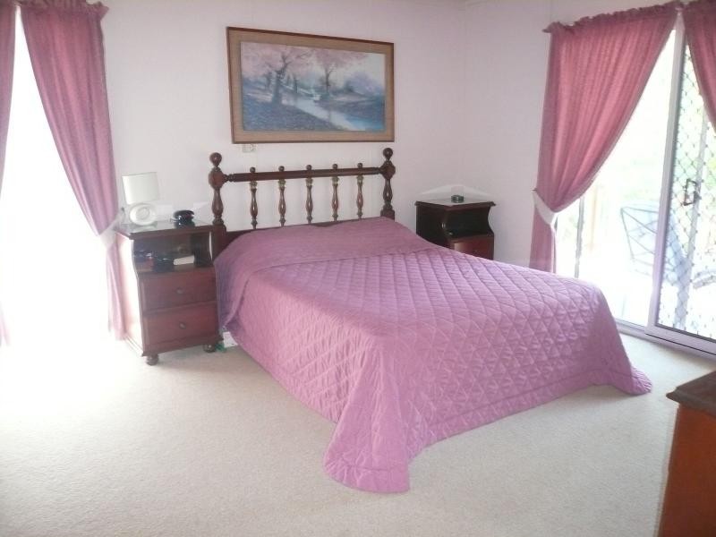 2 Zelma Court, Macleay Island QLD 4184