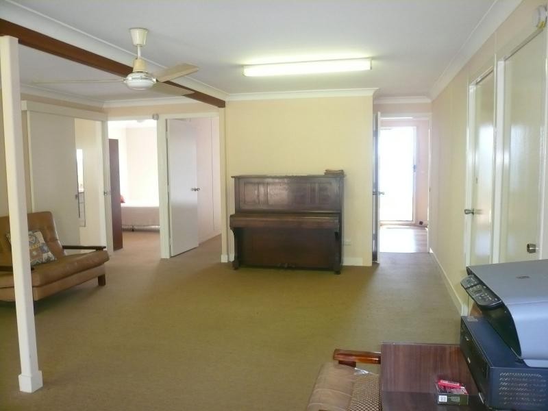 2 Zelma Court, Macleay Island QLD 4184