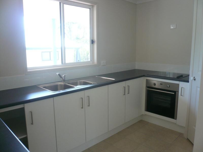 16 Camena Street, Macleay Island QLD 4184