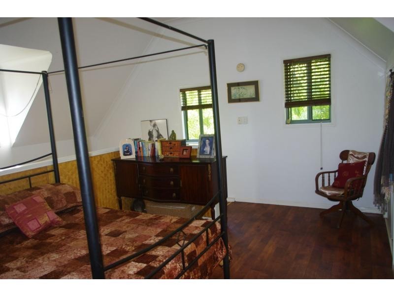 92 Treasure Island Avenue, Karragarra Island QLD 4184