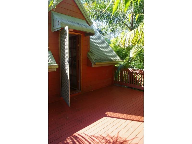 92 Treasure Island Avenue, Karragarra Island QLD 4184