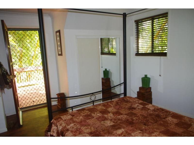 92 Treasure Island Avenue, Karragarra Island QLD 4184