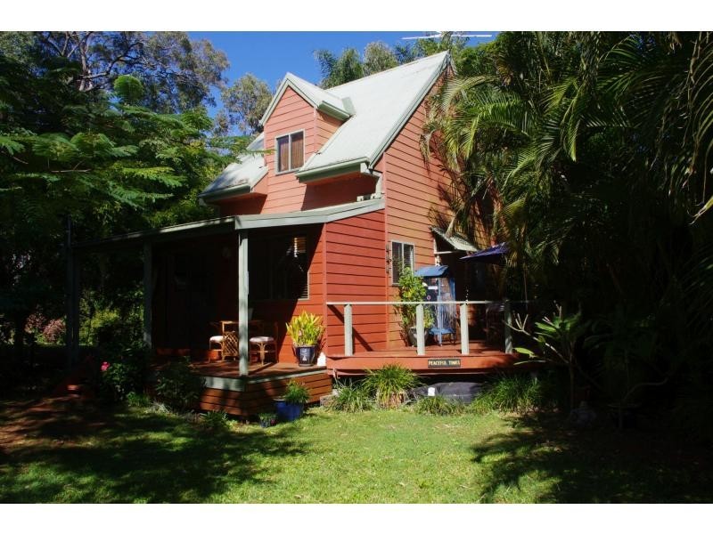 92 Treasure Island Avenue, Karragarra Island QLD 4184