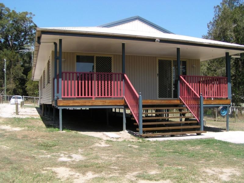 7 President Terrace, Macleay Island QLD 4184