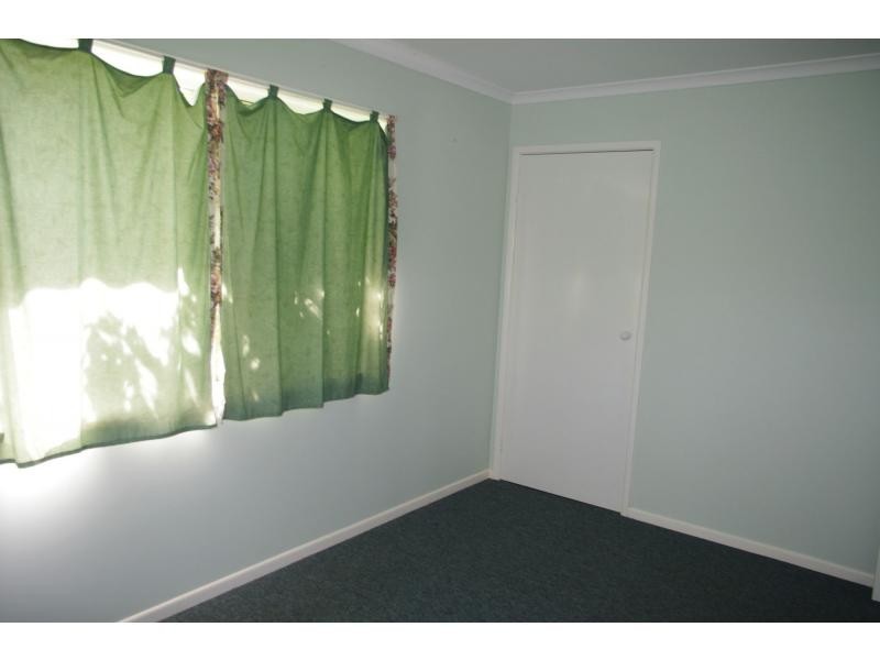 6 Eastbourne Terrace, Macleay Island QLD 4184