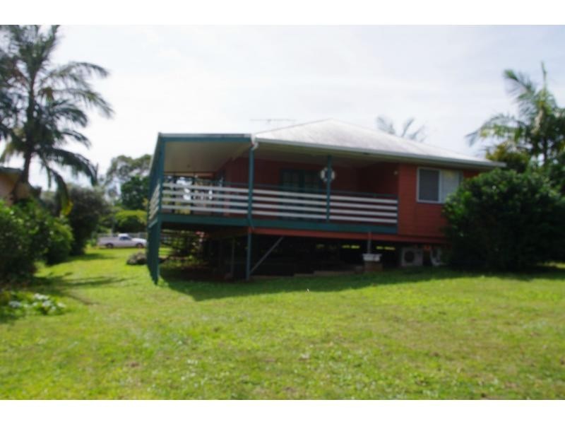 6 Eastbourne Terrace, Macleay Island QLD 4184