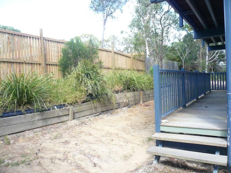 10 Oomool Street, Macleay Island QLD 4184