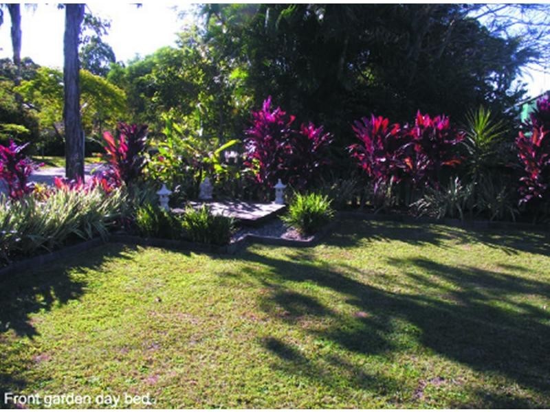 26 Rhodes Street, Macleay Island QLD 4184