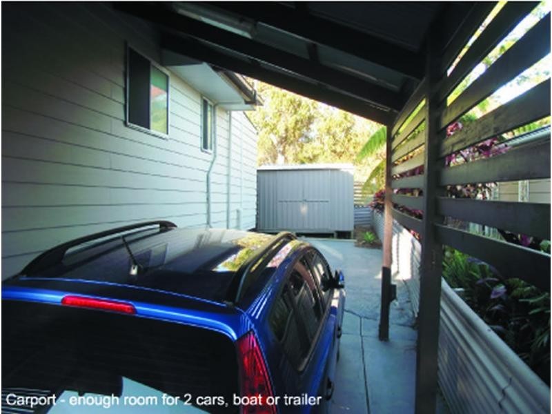 26 Rhodes Street, Macleay Island QLD 4184