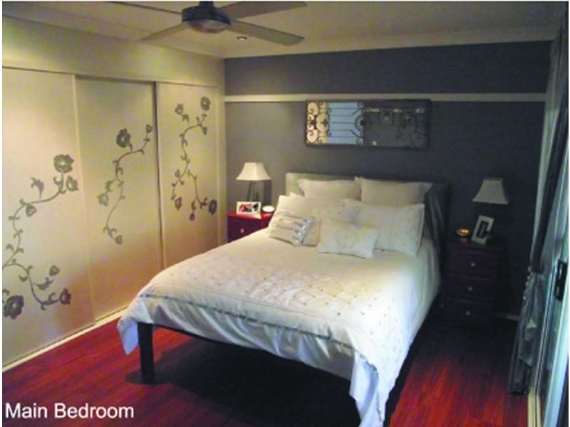 26 Rhodes Street, Macleay Island QLD 4184