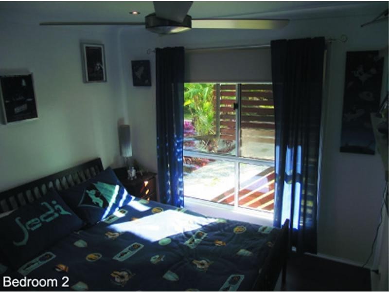 26 Rhodes Street, Macleay Island QLD 4184