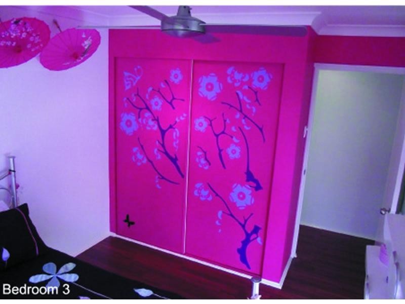 26 Rhodes Street, Macleay Island QLD 4184