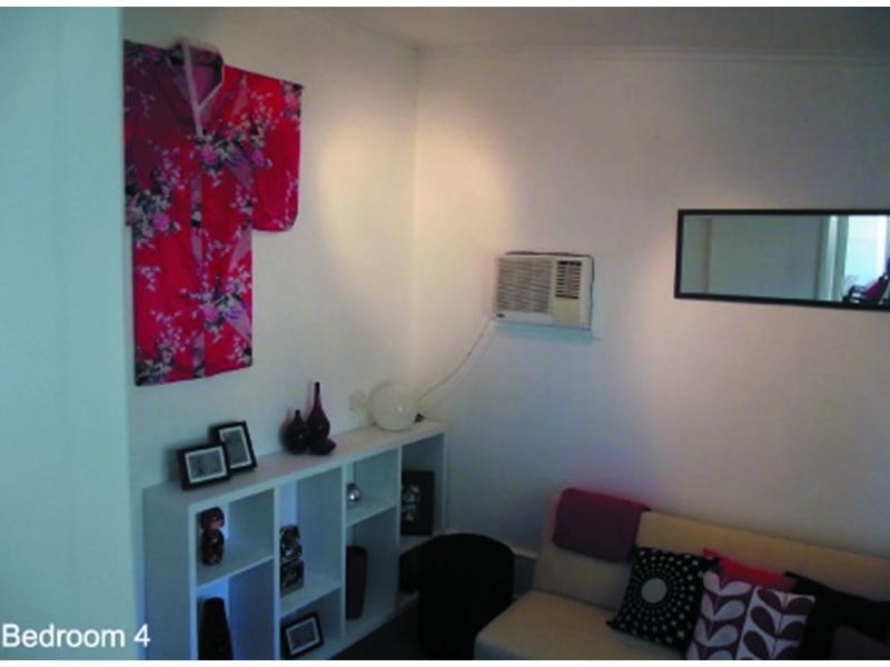 26 Rhodes Street, Macleay Island QLD 4184