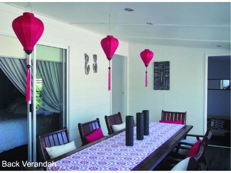 26 Rhodes Street, Macleay Island QLD 4184