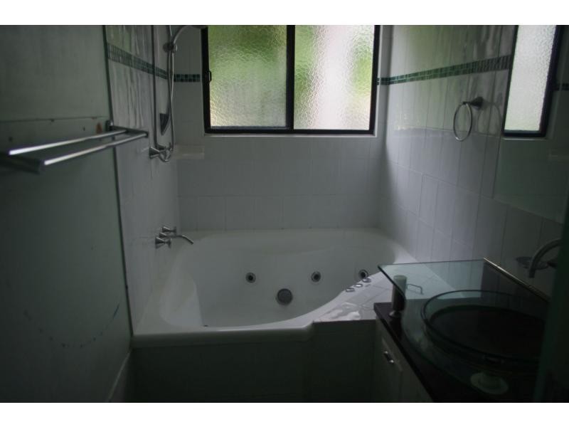 31 Kardinia Street, Macleay Island QLD 4184