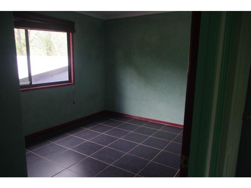 31 Kardinia Street, Macleay Island QLD 4184