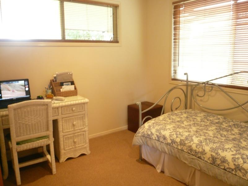 40 Mango Crescent, Macleay Island QLD 4184