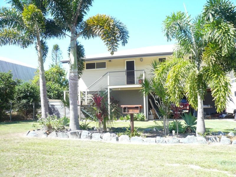 40 Mango Crescent, Macleay Island QLD 4184