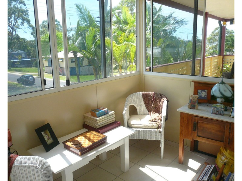 8 Mawarra Street, Macleay Island QLD 4184