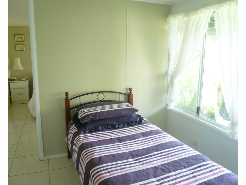 8 Mawarra Street, Macleay Island QLD 4184