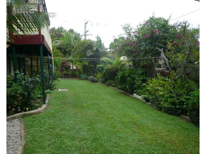 8 Mawarra Street, Macleay Island QLD 4184
