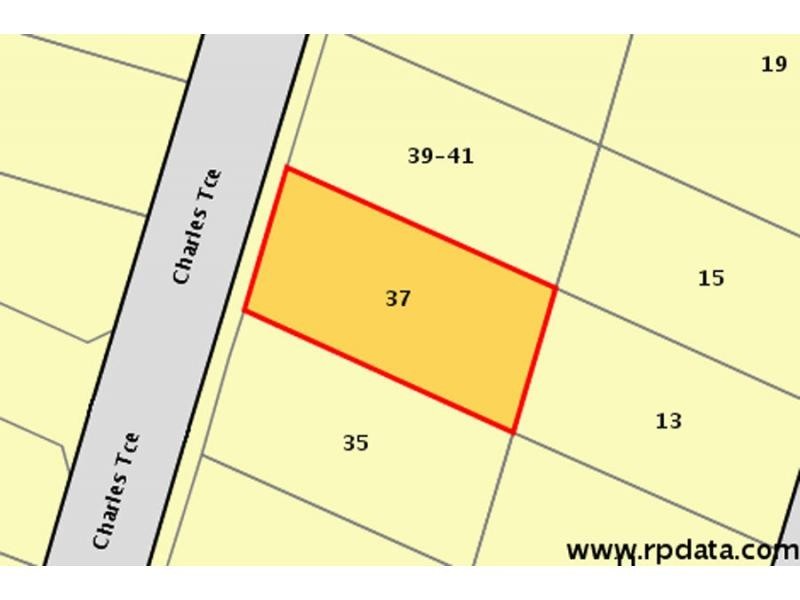 37 Charles Terrace, Macleay Island QLD 4184