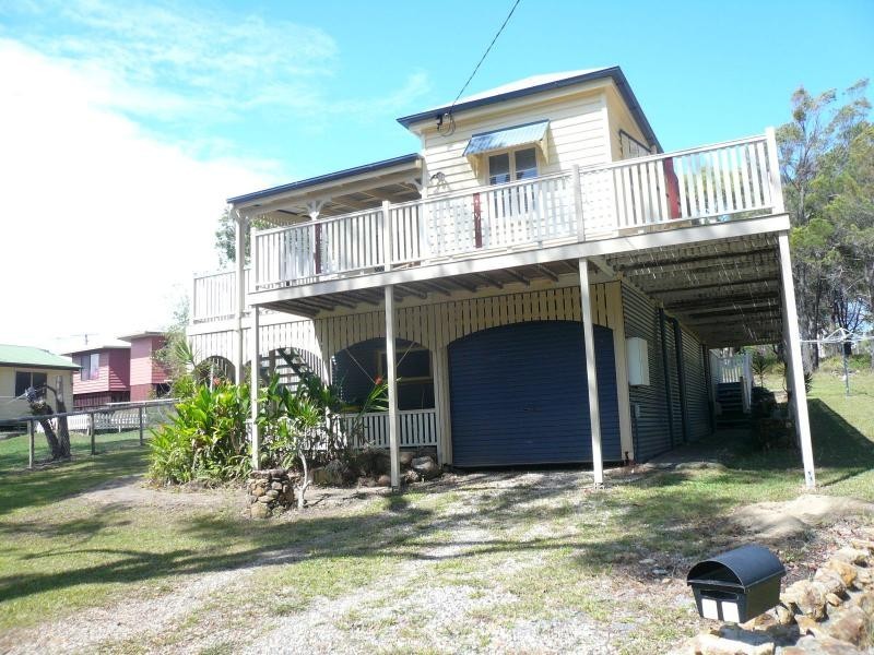 42 Morwong Street, Macleay Island QLD 4184