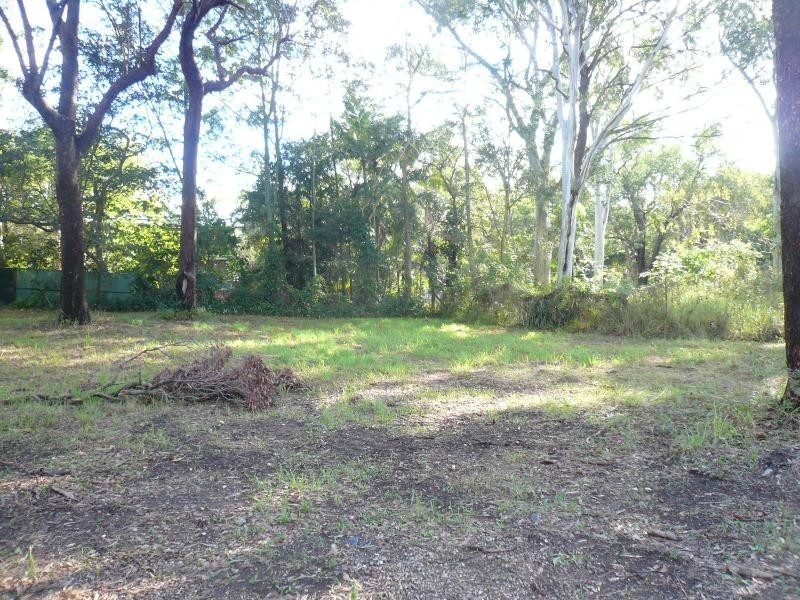 12 Beelong Street, Macleay Island QLD 4184