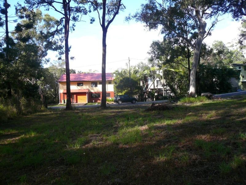 12 Beelong Street, Macleay Island QLD 4184