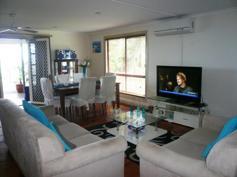 132 Western Road, Macleay Island QLD 4184