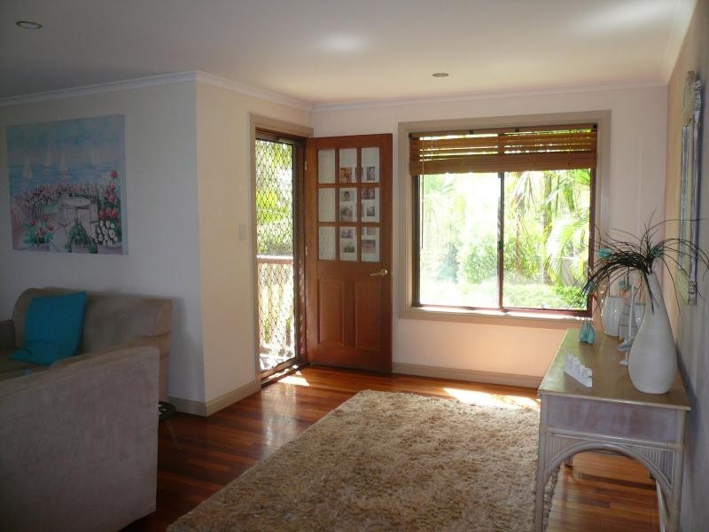 132 Western Road, Macleay Island QLD 4184