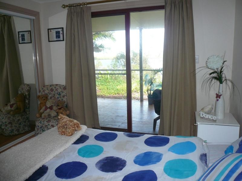 132 Western Road, Macleay Island QLD 4184