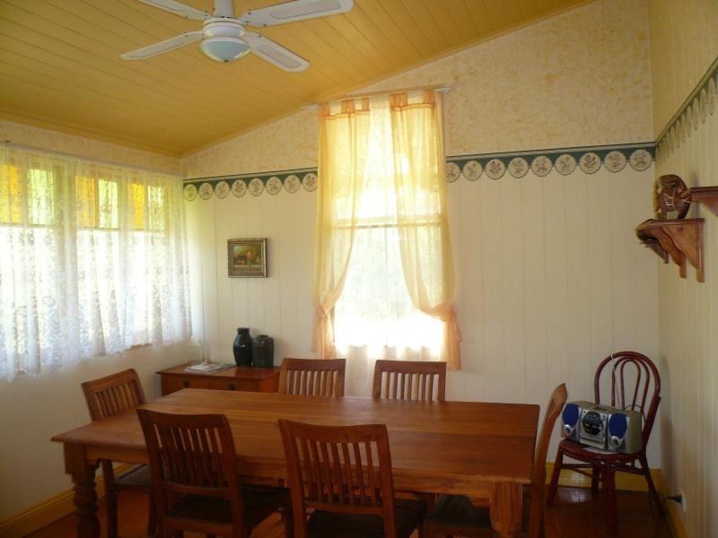 27 Mawarra Street, Macleay Island QLD 4184