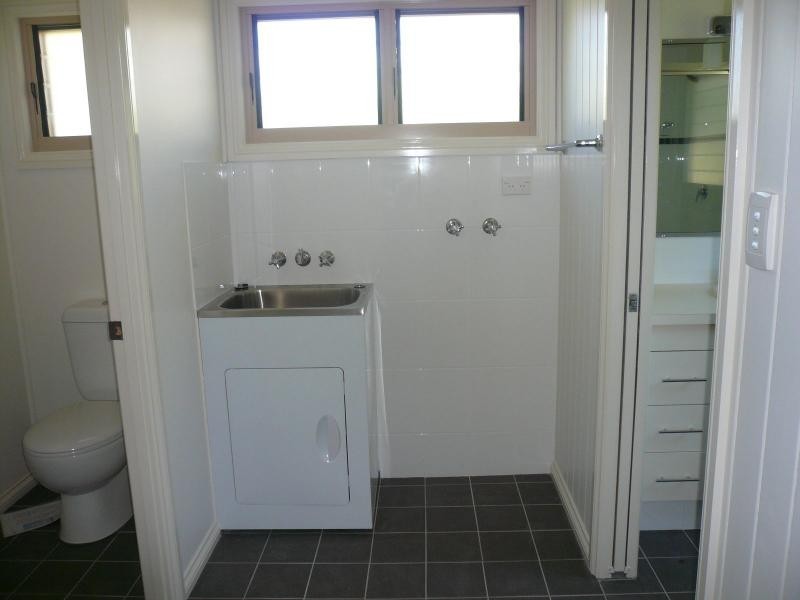 27 Mawarra Street, Macleay Island QLD 4184