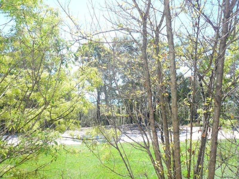 27 Mawarra Street, Macleay Island QLD 4184