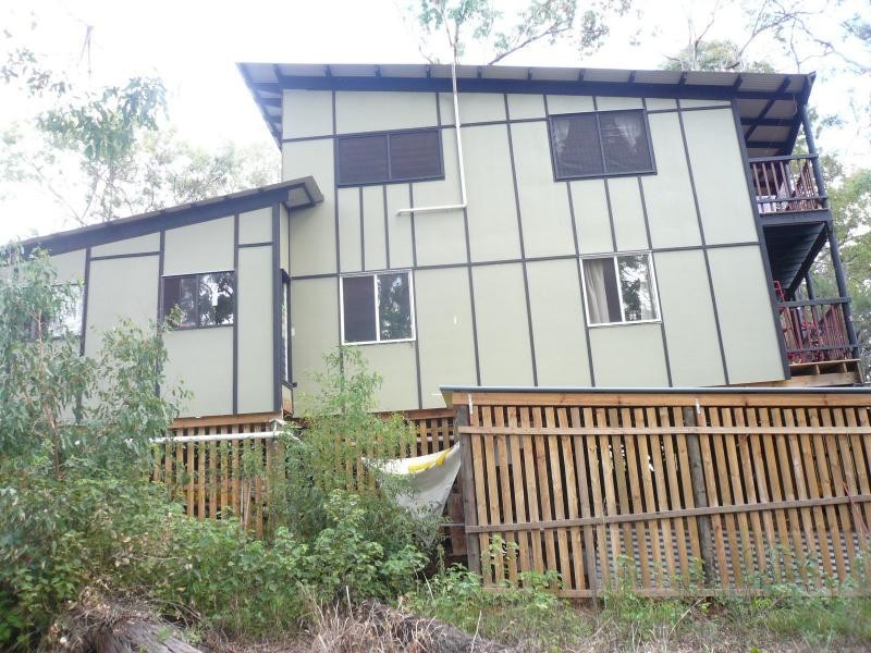 4 Eagle Street, Macleay Island QLD 4184