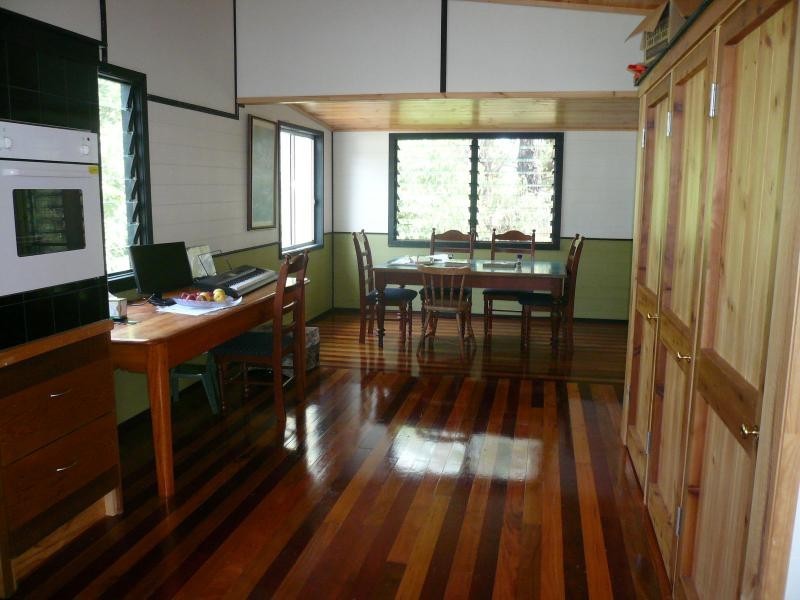4 Eagle Street, Macleay Island QLD 4184