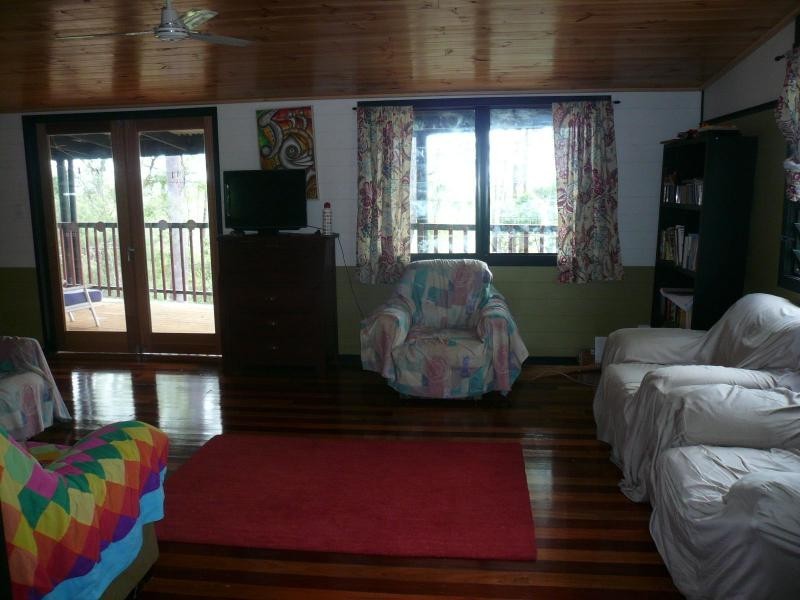 4 Eagle Street, Macleay Island QLD 4184