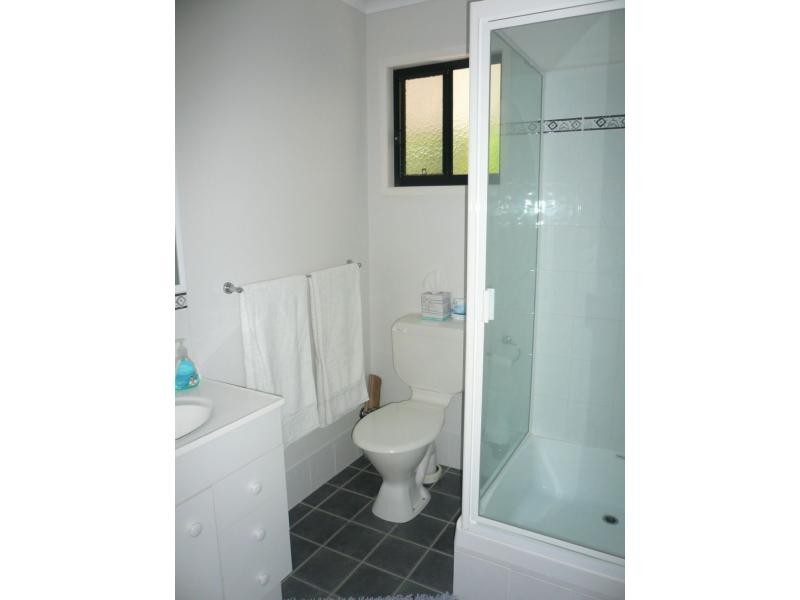 20 Coast Road, Macleay Island QLD 4184