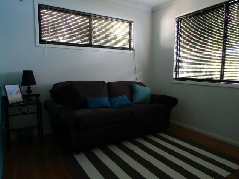 20 Coast Road, Macleay Island QLD 4184