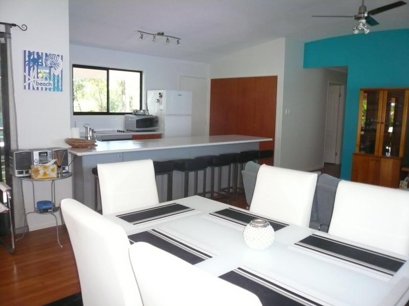 20 Coast Road, Macleay Island QLD 4184