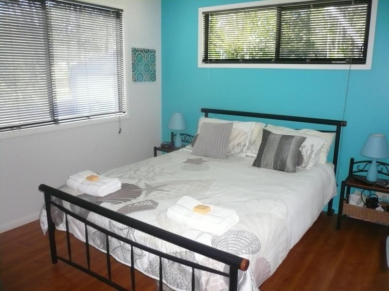 20 Coast Road, Macleay Island QLD 4184