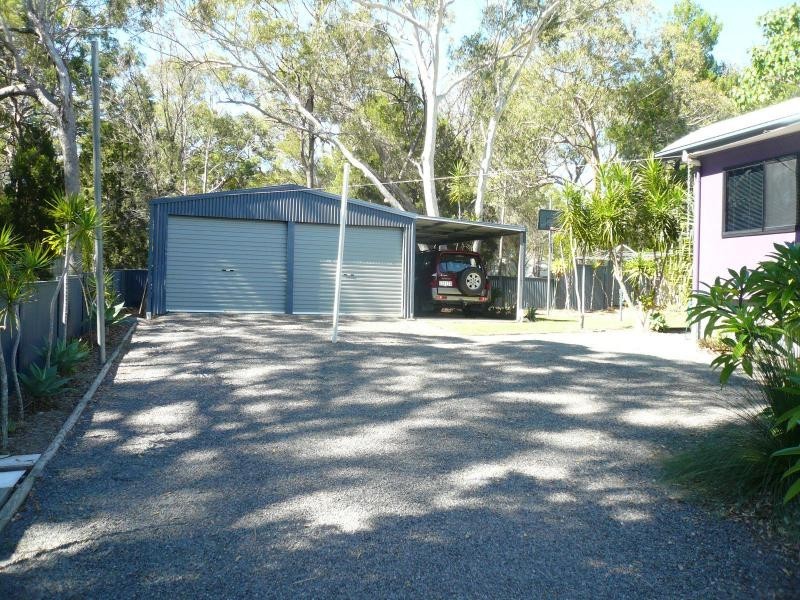 20 Coast Road, Macleay Island QLD 4184