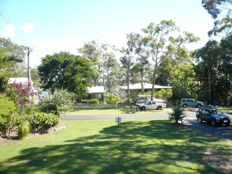 20 Coast Road, Macleay Island QLD 4184