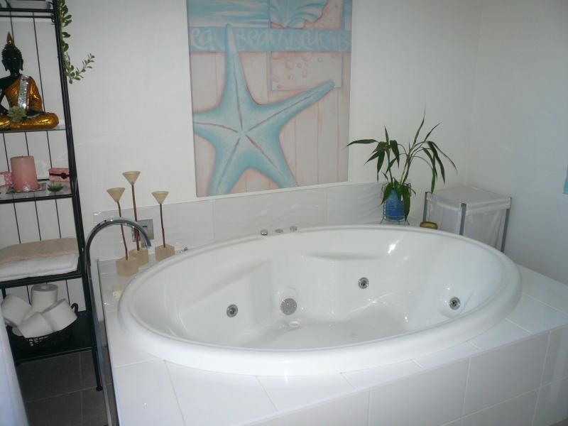 13 Blue Vista Street, Macleay Island QLD 4184