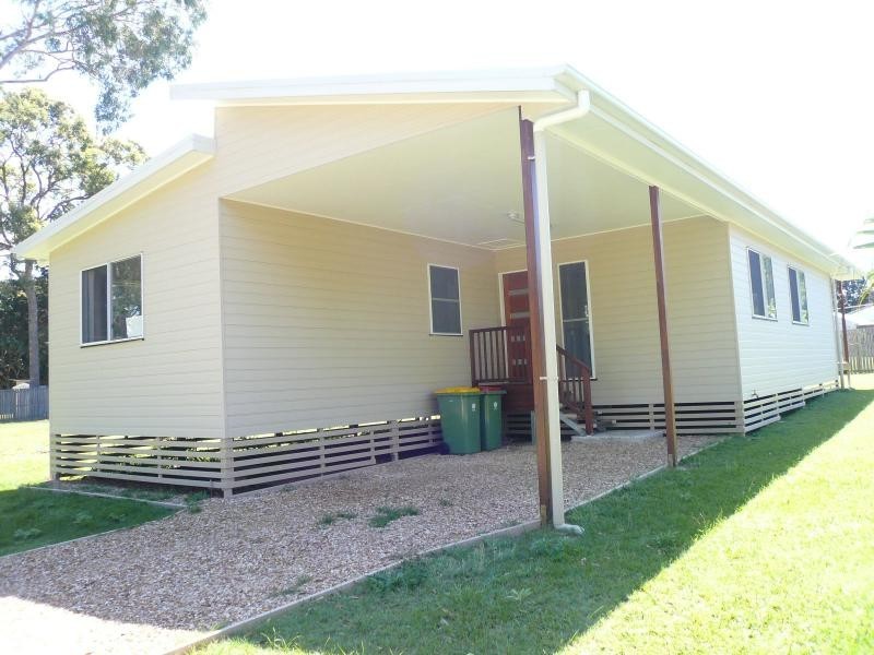 15 Mango Crescent, Macleay Island QLD 4184