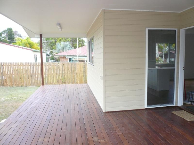 15 Mango Crescent, Macleay Island QLD 4184