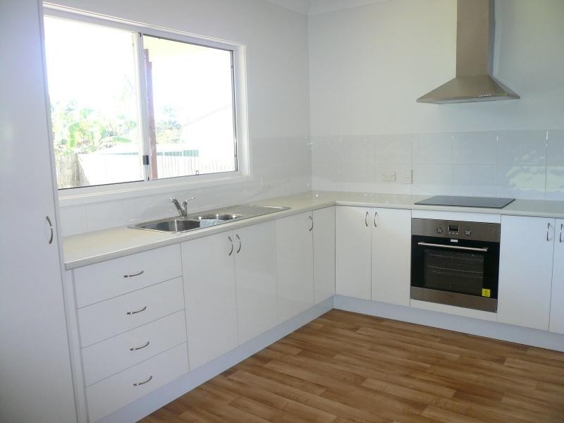 15 Mango Crescent, Macleay Island QLD 4184