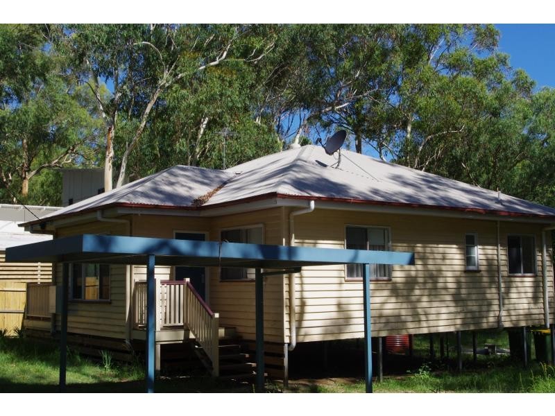 22 Tingara Street, Macleay Island QLD 4184