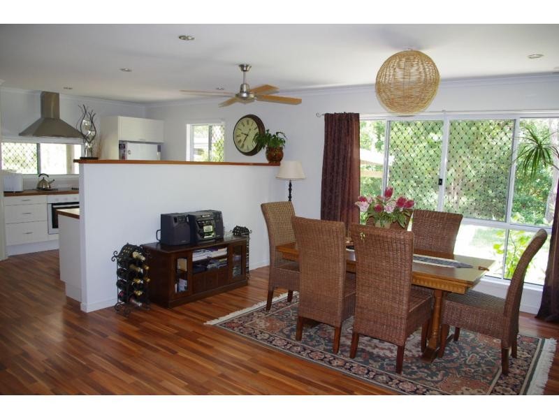56 Alexander Street, Macleay Island QLD 4184